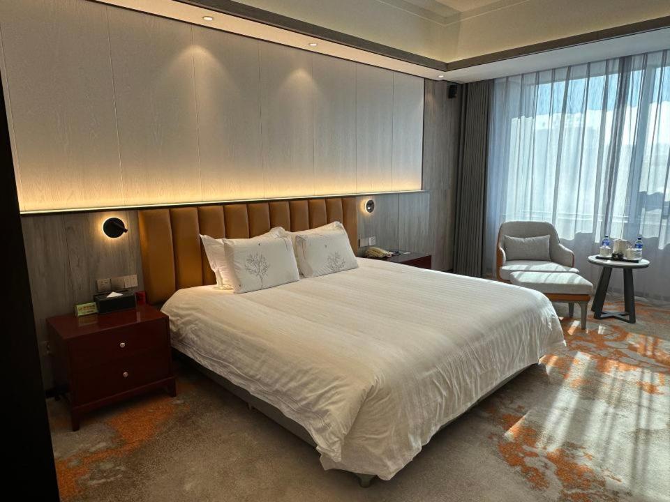 Beijing Jingyi Hotel Exterior foto