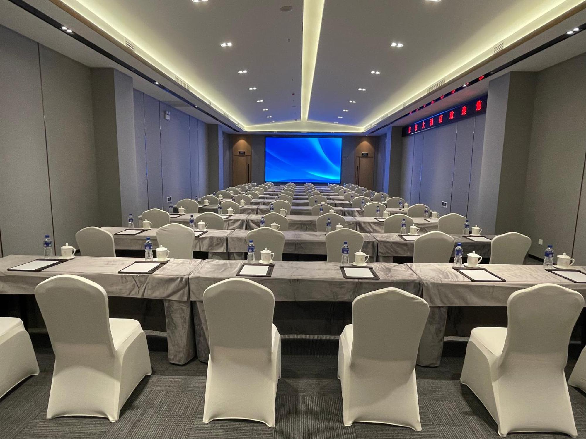 Beijing Jingyi Hotel Exterior foto